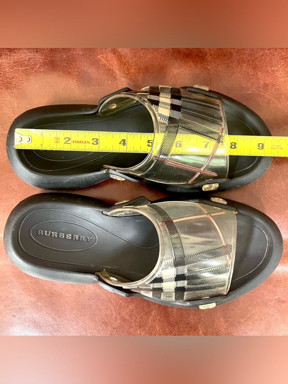 Burberry Iconic Check Pattern Pool Slide Sandals - Picture 14 of 16